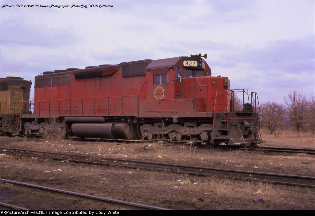 Chicago and Northwestern SD40 927